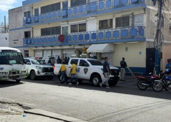 Hombre encontrado sin vida dentro de un Honda Accord 2005