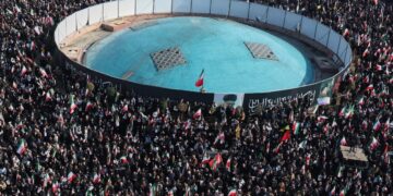 Manifestaciones en Irán en respaldo al nuevo líder supremo