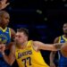Lakers dejan atrás racha de tres derrotas con paliza 129-101 sobre Warriors