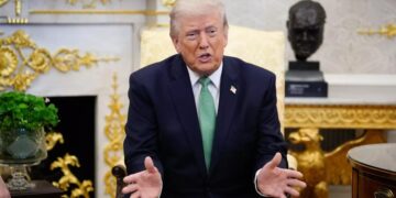 Estados Unidos intensifican operativos en línea con la promesa del presidente Donald Trump de ejecutar la mayor deportación masiva en la historia del país