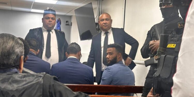 Aplazan para el 7 de abril medida de coerción a fiscal