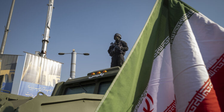 Irán rechaza hable con Trump y niega avances diplomáticos