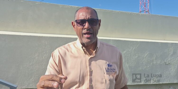 Polibio Batista: «el sol es más agresivo en el agua»