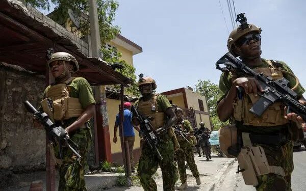 Kenia inicia retiro de sus policías en Haití