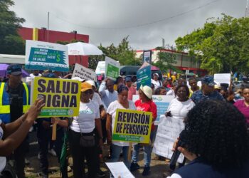 ADESA califica «crisis» gestión de Víctor Atallah