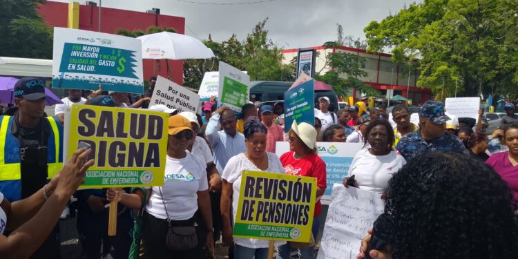 ADESA califica «crisis» gestión de Víctor Atallah