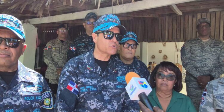 Andrés M. Cruz Cruz, destaca civismo en Barahona y Pedernales