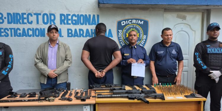 Miembro del Ejército apresado con «arsenal» en Barahona