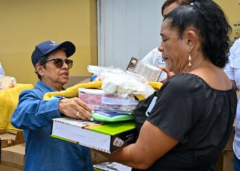 Voluntariado Banreservas auxilia familias