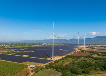 EGE Haina impulsa energías renovables y gas natural en RD