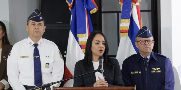 Faride Raful advierte sobre “cultura del desorden”