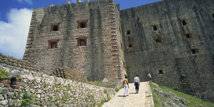 Detienen 7 por estampida en Citadelle Henri dejó 25 muertoos