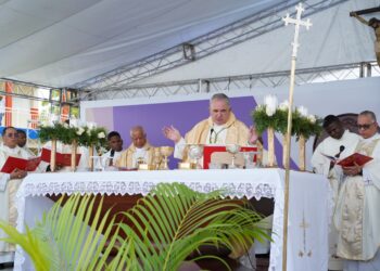 Diócesis de Barahona celebra 50 años bajo tenue llovizna