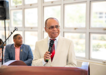 López Ynoa llama a la familia universitaria a evitar lutos