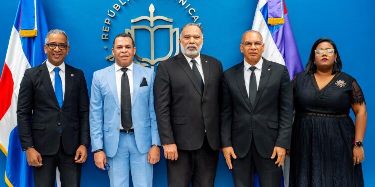 El Poder Judicial presentó los avances alcanzados en los departamentos judiciales en el sur.