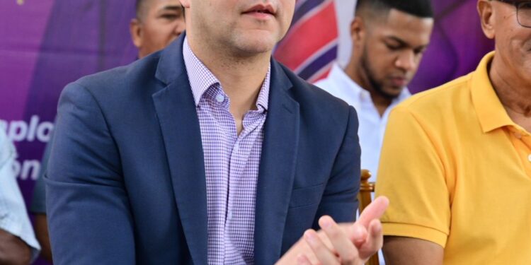 Johnny Pujols afirma que “el pueblo aclama el regreso del PLD”
