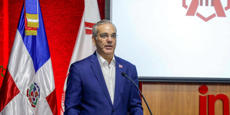 Abinader resolverá crisis eléctrica hasta 2032