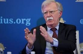 Estrecho de Ormuz preocupa a John Bolton