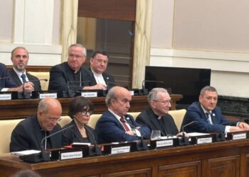 Cardenal Parolin: jóvenes tienen medios y carecen de propósito