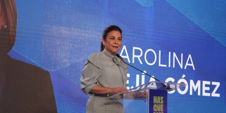Carolina Mejía busca fortalecer apoyo del PRM en Barahona