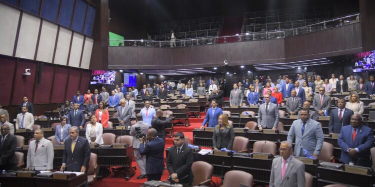 Diputados aprueban nuevo Código de Trabajo