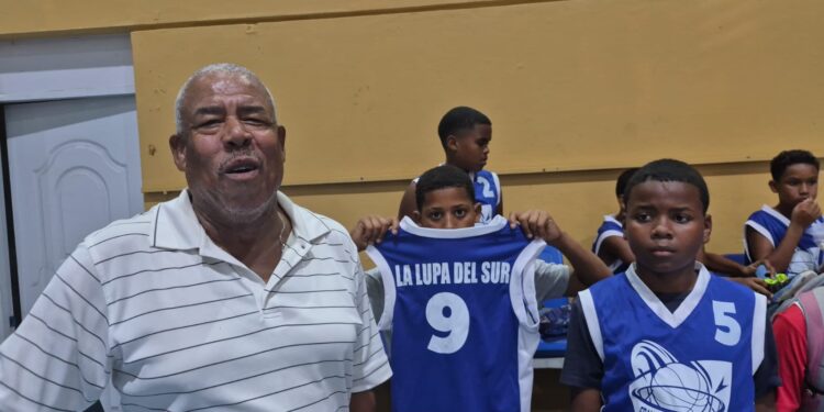 LaLupadelSur patrocina equipo U12 del Club Francisco Cuevas