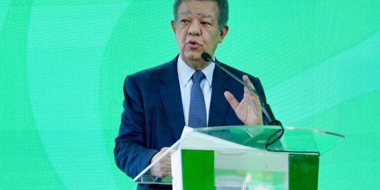 Leonel sobre crisis económica: provocó clientelismo del gobierno»