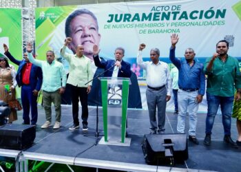 Leonel Fernández juramenta a Peña Rubio y Miguel Florián