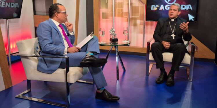 Arzobispo coadjutor dinero de corrupción evitarían reformas