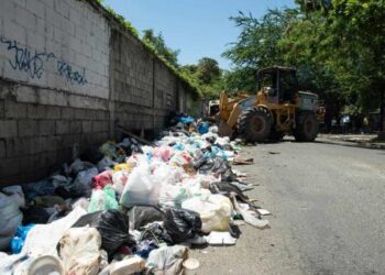 Casi dos meses sin recoger basura en Buenos Aires de Herrera