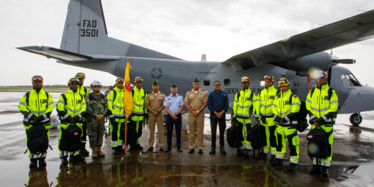 República Dominicana envía brigada de rescate a Venezuela