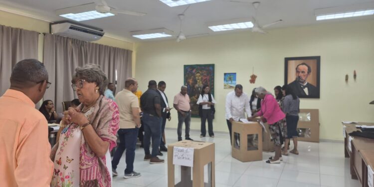 UASD Barahona inicia elecciones