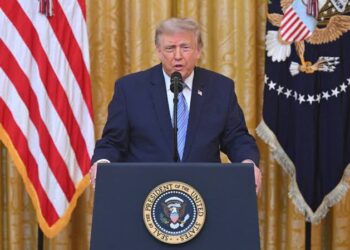 Trump anuncia desclasifica documentos sobre fraude electoral