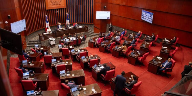 Senado aprueba reforma policial