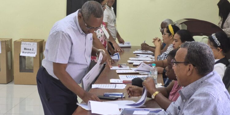 Inicia con normalidad segunda vuelta en la UASD Barahona