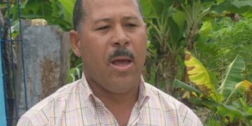 FP denuncia abandono de productores de uva de Neyba