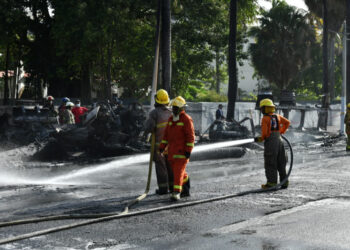 Explosión de tanquero de gasoil deja dos muertos