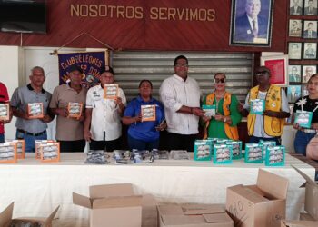 Entregan 6,000 lentes gratis en Valverde