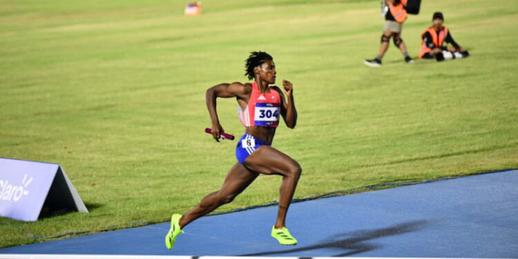 Marileidy Paulino corrió por amor a RD y ganó oro en relevo mixto