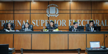 TSE rechaza medida contra fondos de partidos políticos
