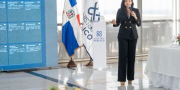 Yeni Berenice imparte taller sobre Código Penal a periodistas