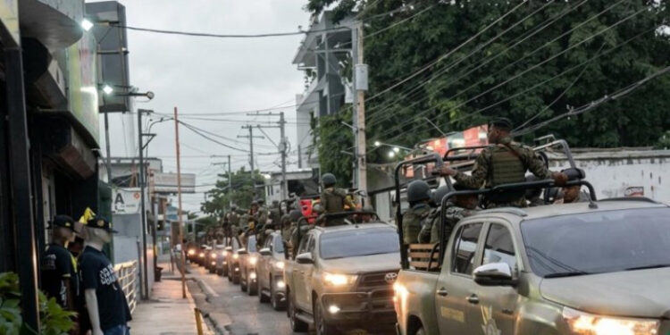 Paro en Salcedo paraliza más del 80 % del comercio por reclamo de obras