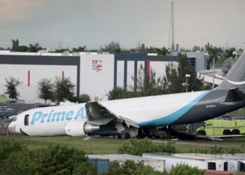 Cinco muertos tras accidente de avión de Amazon en Miami