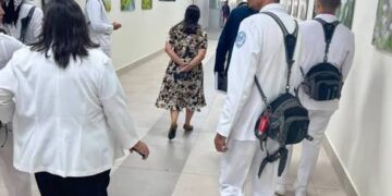 420 estudiantes de Medicina UASD inician internado 2026-2027