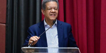 Leonel Fernández intensifica agenda política en el Sur
