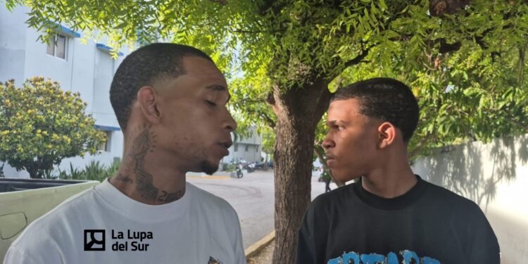 Policía y Fiscalía no reciben jóvenes en Barahona