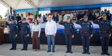 Abinader despliega 990 policías en la región Este