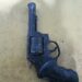 Una de las armas de fuego que ocuparon agentes de Policía Nacional