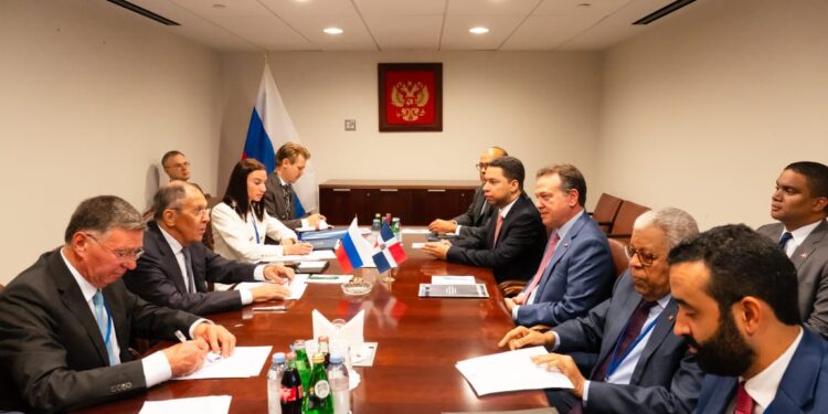 Cancillería gestiona casos de dominicanos en Rusia