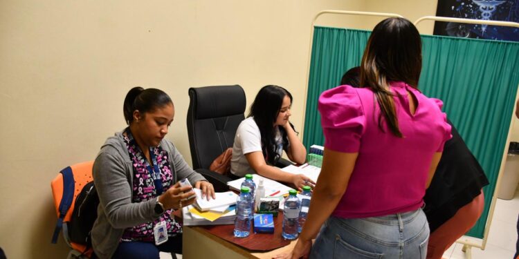UASD Barahona realiza operativo médico gratuito